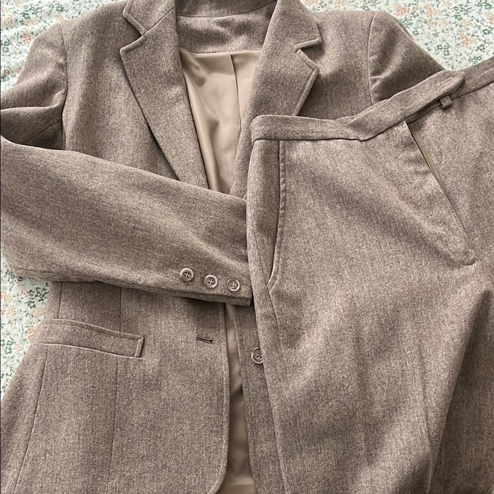 Vintage tan wool pantsuit set women’s